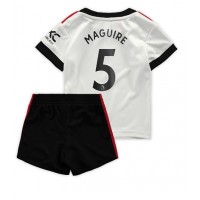 Manchester United Harry Maguire #5 Udebanesæt Børn 2022-23 Kortærmet (+ Korte bukser)
